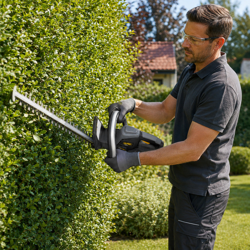 Alpina 20V Li-Ion Cordless Battery Powered Hedge Trimmer for Cutting Shrubs Garden, Battery and Charger Included